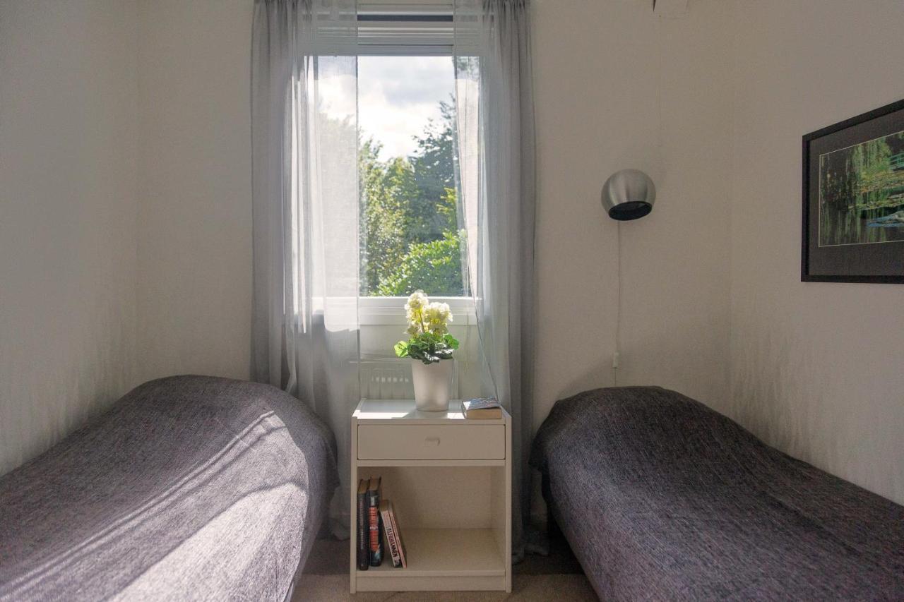Very Nice Cottage By The Lake. Lursjoen! Hästveda Exteriör bild